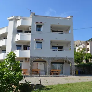 https://apartments-leticia-ii.primorje-gorskikotar.com